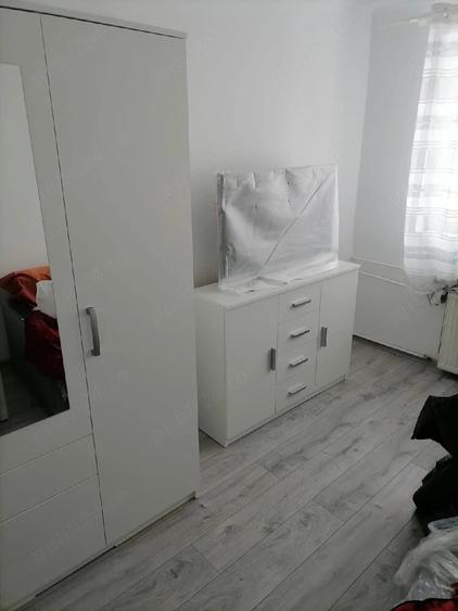 Garsonieră decomandată în Astra
