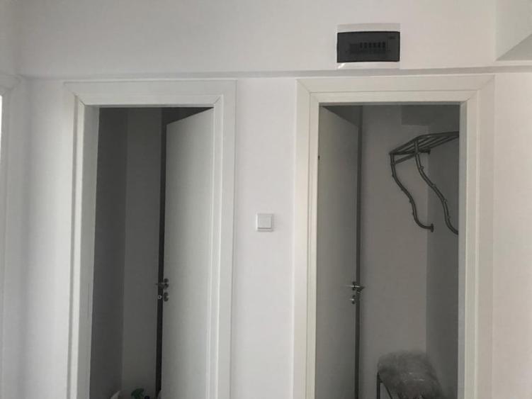 Apartament cu 2 camere semidecomandat, mobilat în Aviației