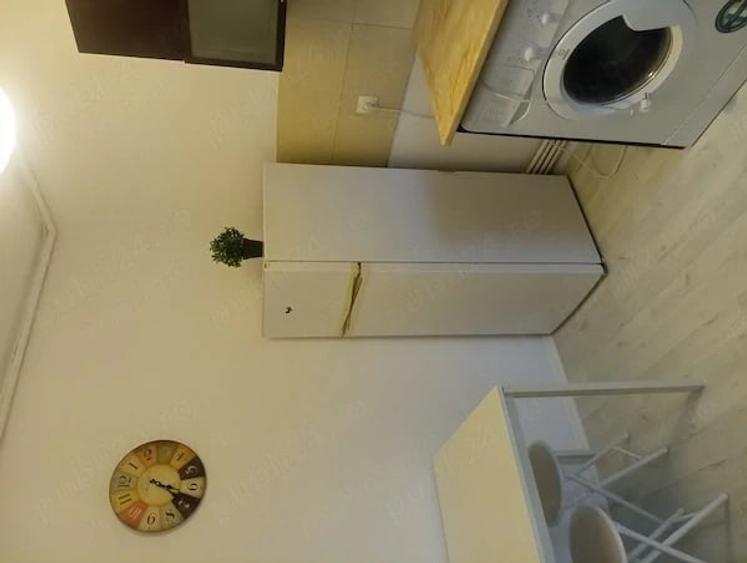 Garsonieră semidecomandată în Titan