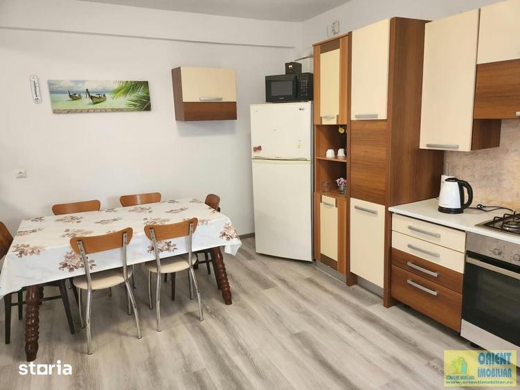 Casă cu 7 camere cu Teren 300 Mp în Nord