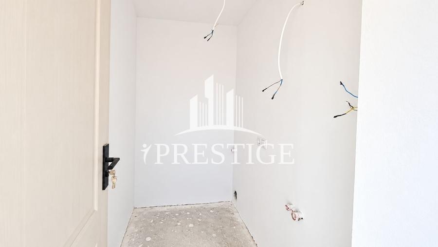 Apartament cu 3 camere decomandat în Turnișor