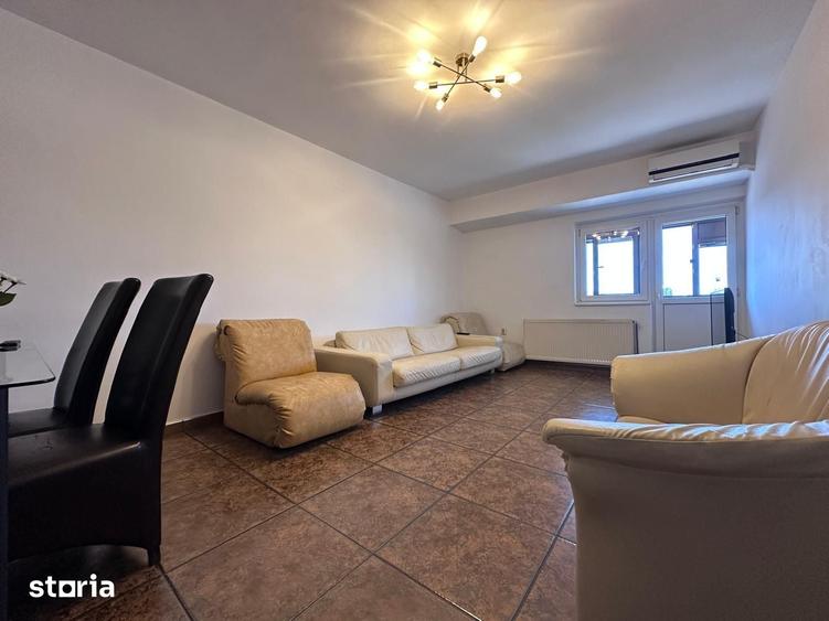 Apartament cu 3 camere decomandat în Central