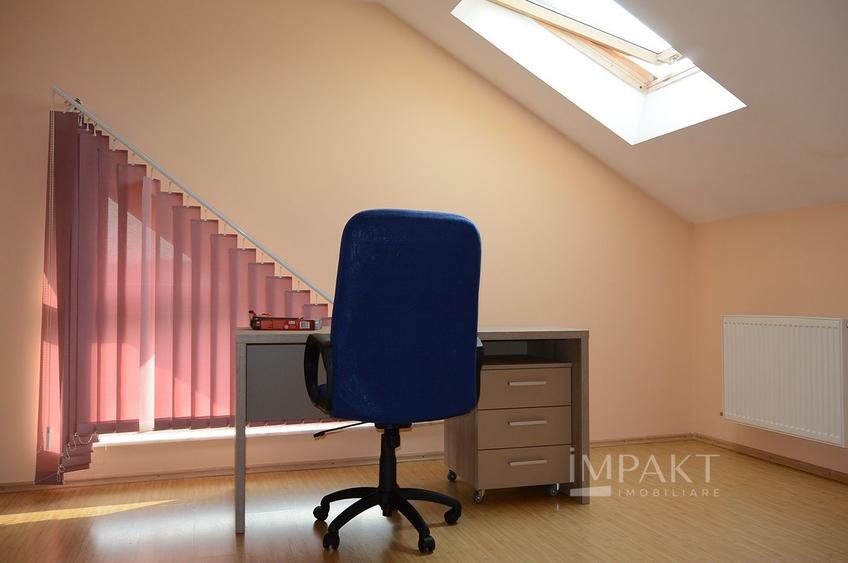 Apartament cu 5 camere decomandat în Bună Ziua