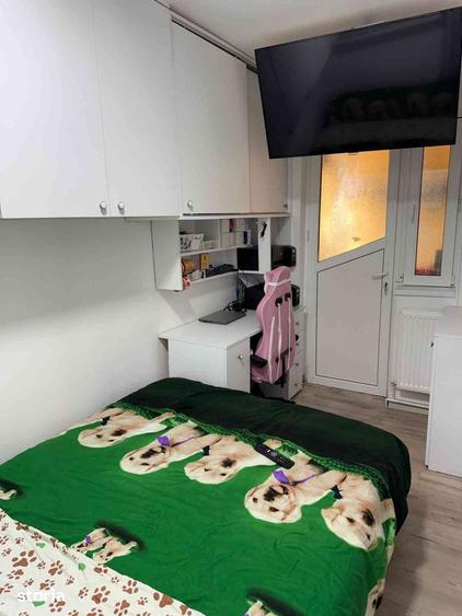 Apartament cu 2 camere în Micro 6