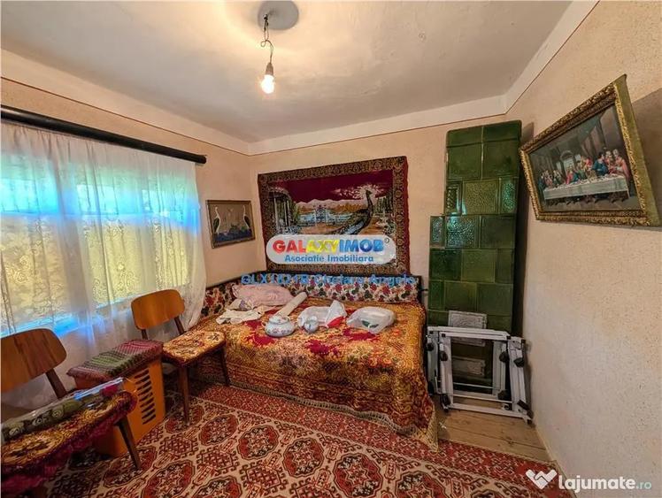 Casă cu 3 camere cu Teren 3000 Mp în Lipia