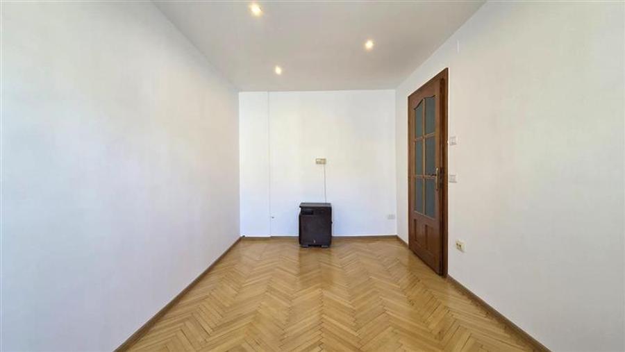 Apartament cu 3 camere decomandat în Fabric