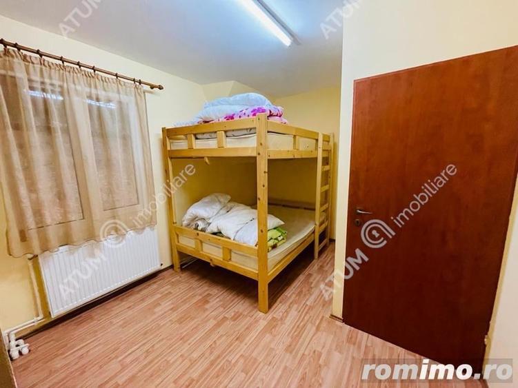 Casă cu 8 camere cu Teren 500 Mp în Paltin