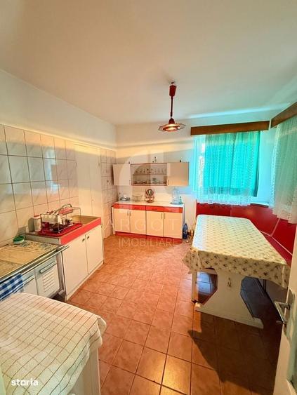 Casă cu 3 camere în Viperești