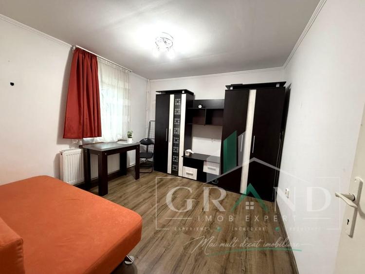 Garsonieră decomandată, mobilată în Gruia