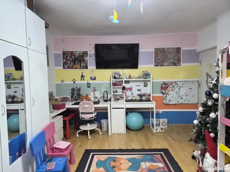 Casa cu 3 camere de vanzare in zona Bucure?tii Noi, Sector 1 - 7