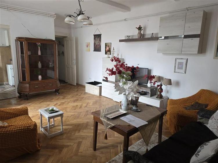 Apartament 3 camere etajul 1/2, zona Pache Protopopescu - 1