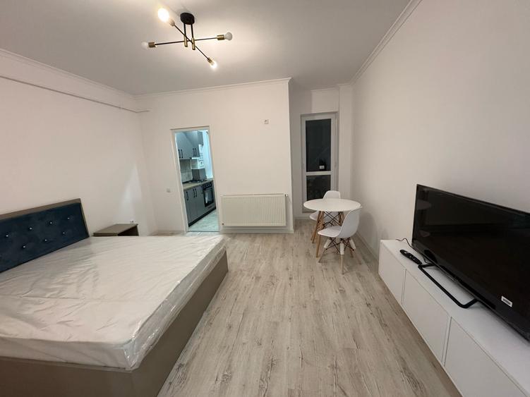 Inchiriez garsoniera mobilata, dispune de suficiente spatii - 1