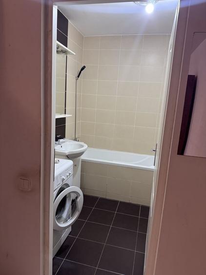 Inchiriez apartament 2 camere - 1