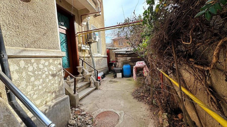 REA1022437 Apartament in Vila l Strada Petru Rares - 15