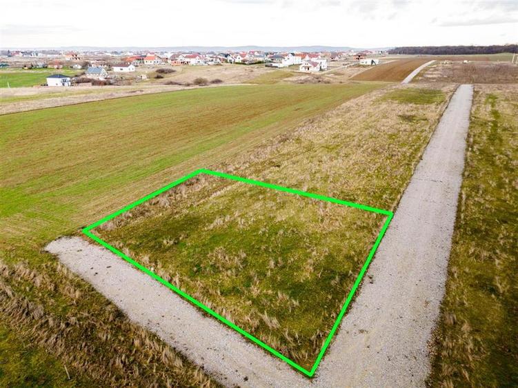 RECO Teren intravilan langa padure 500 mp cu PUZ -Sanmartin - 2