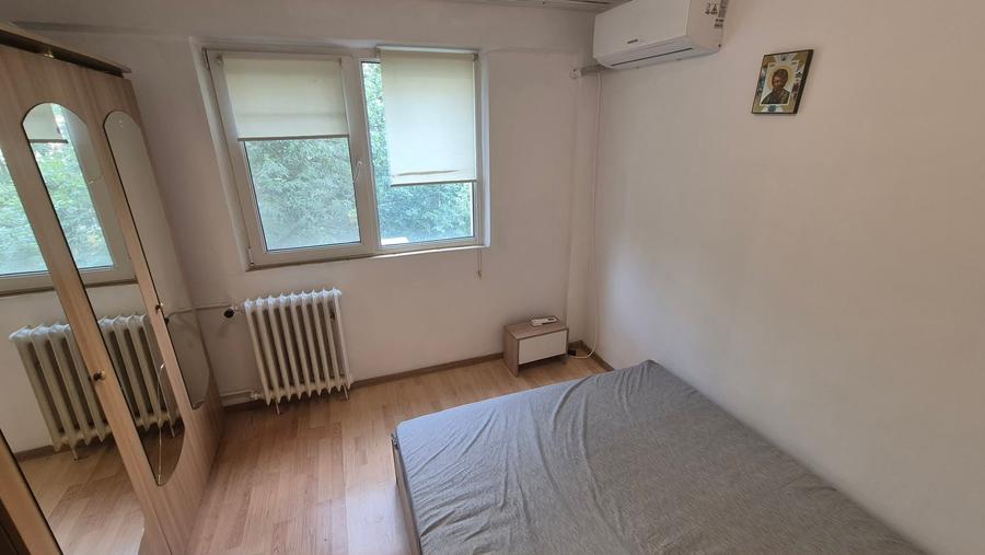 Apartament cu 2 camere decomandat în Lacul Tei