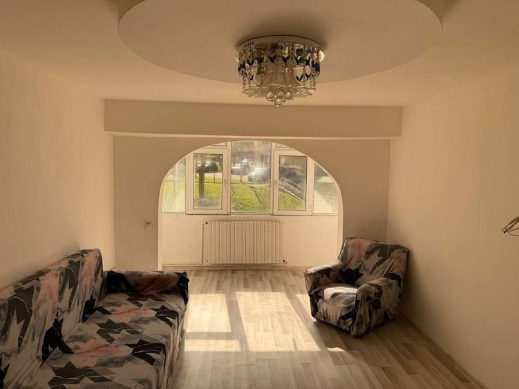 Vand Apartament cu 3 camere - 4