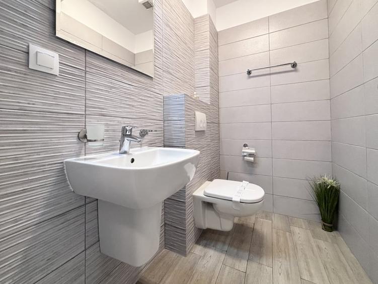 Doua camere si doua bai cu vedere la mare in Casa del Mar - 10