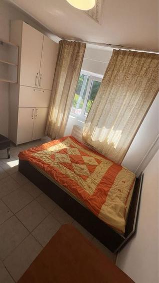 Chirie Camera privata cu baia bucataria comun centru tg cucu iasi P.F - 8