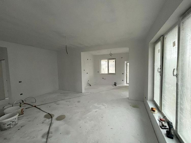 Vand casa Santandrei - acces din drumul principal - toate utilitatile - 8