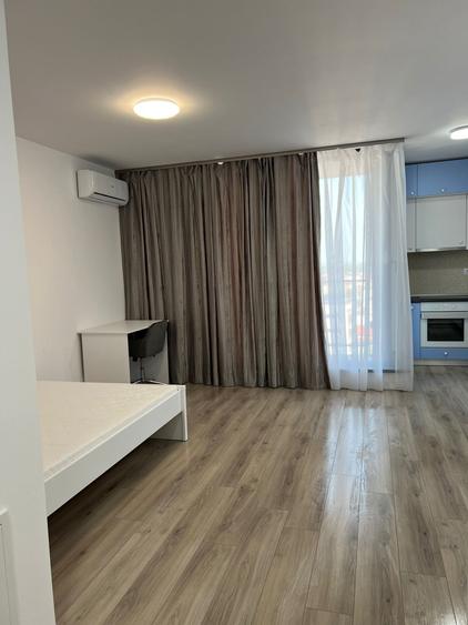 Locatie privilegiata: La ISHO  cel mai  renumit bloc central - 4