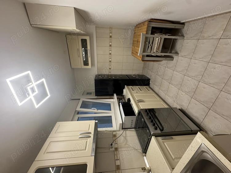 Proprietar vand apartament decomandat blv Dimitrie Cantemir - 6