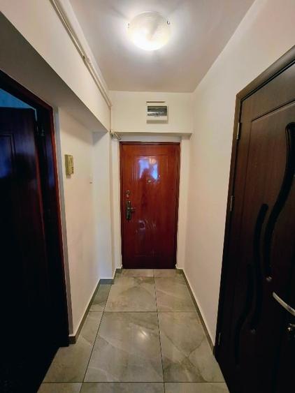 Apartament 2 camere, luminos și eficient compartimentat, loggie închisă ~8 mp - 9