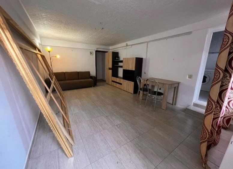 Tudor Vladimirescu -Iulius Mall-1 Camera -bloc 2013 - 5