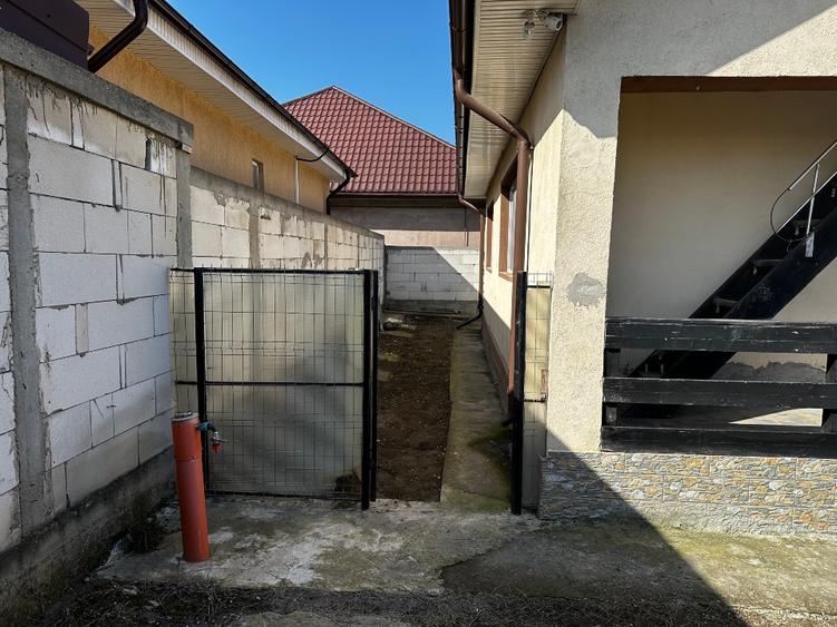 Casă de vânzare în Valu lui Traian  - 9
