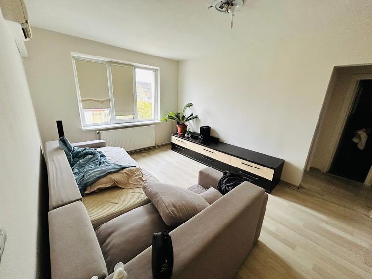 Alexandru cel Bun, parc, 3 camere, spatios - 2