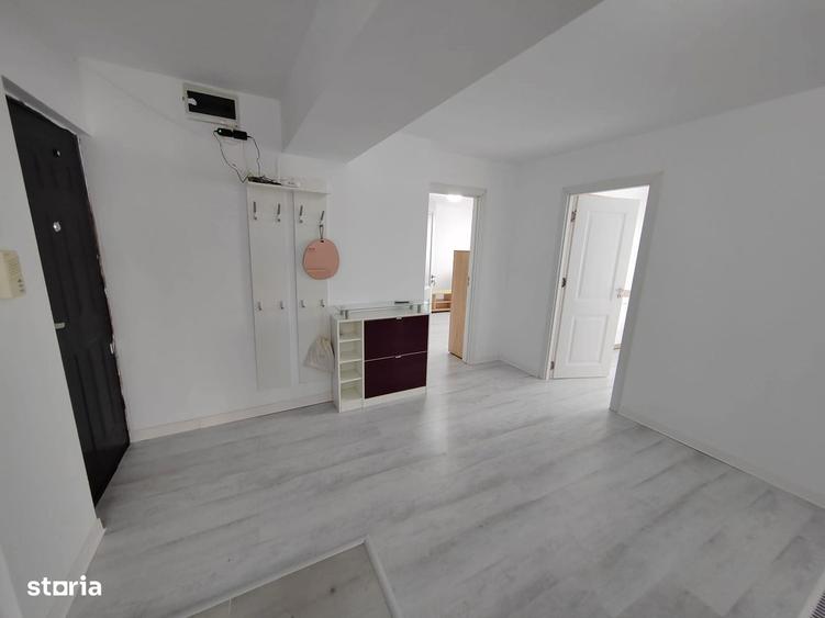 Inchiriez apartament cu trei camere complet renovat langa Iulius Mall - 9