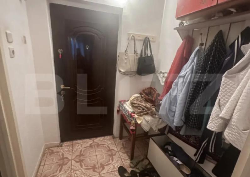 Garsoniera de vanzare, 32 mp, zona Burdea - 1