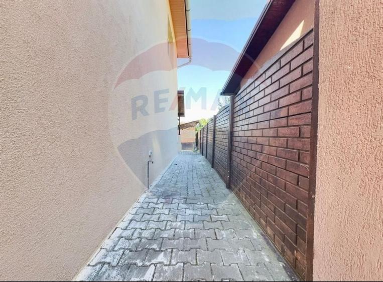 Casă / Vilă cu 6 camere de vânzare - 7