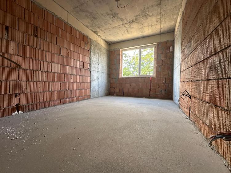 Complex Rezidential/ Prelungirea Ghencea / Sector 5 - 10