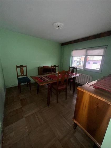 Nicolina - 4 Camere Decomandat - 2 Bai - Bloc 1986 - 2