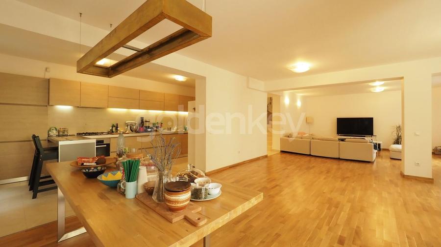 Vila moderna in complex cu paza si spatii comune generoase - 3