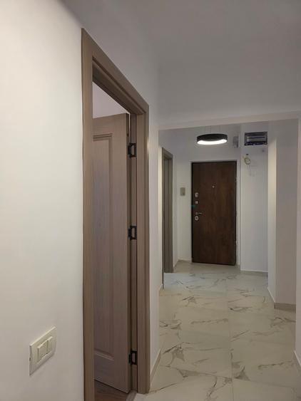 Vanzare apartament modern - 3 camere decomandate - Titulescu /Piata Victoriei - 2