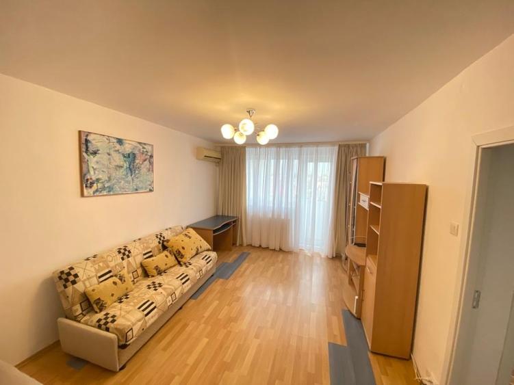 Inchiriere garsoniera zona centrala - 50m de metrou - 10