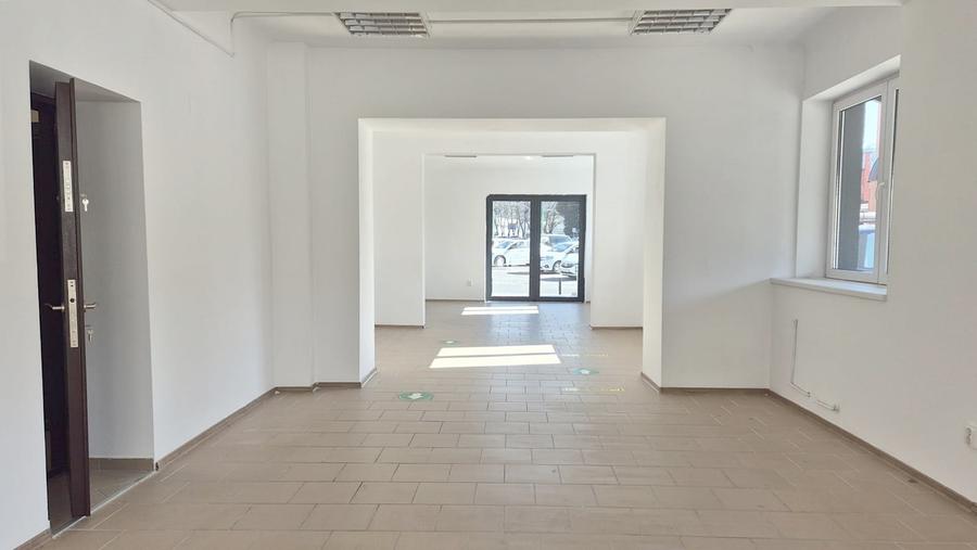 Spațiu comercial cu vizibilitate excelentă, strada Carpaților. - 6