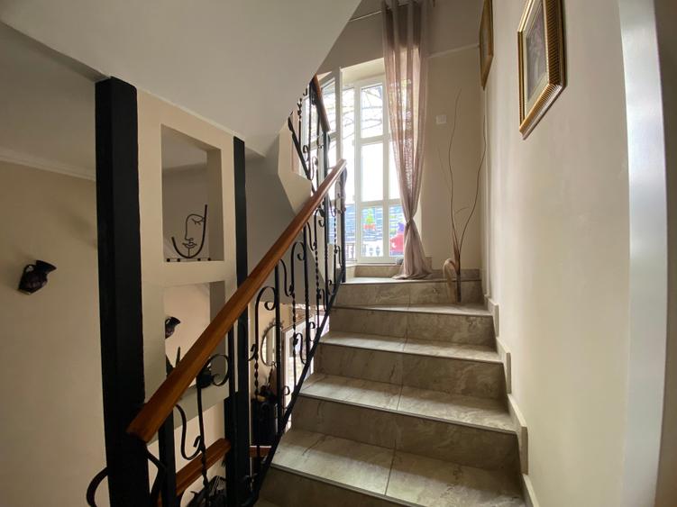 De inchiriat vila Bulevardul Ferdinand - 7