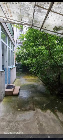 Vand apartament cu 2 camere cu gradina, Hunedoara, micro 4, parter. Pret 38500 EUR neg - 2