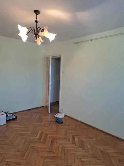Apartament 2 camere de vanzare , 14 MAI , Nufarului , et. 4 semidecomandat , 39.900 euro neg . - 1