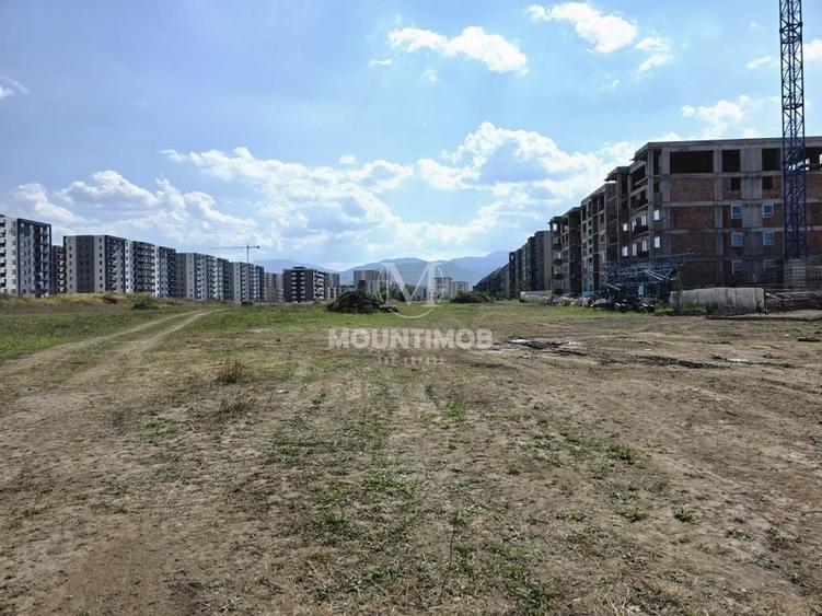 Teren intravilan, suprafata 3240 mp, Tractorul /Brașov - 2