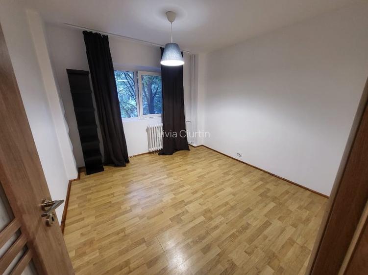 De inchiriat apartament  2 camere Titulescu-Piata Victoriei 550 euro
