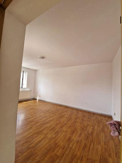 Vind 3 apartament la casa - 3