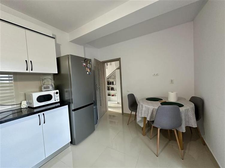 Casa de vannzare Bragadiru -Triplex 116 mp + curte proprie 105 mp - 13