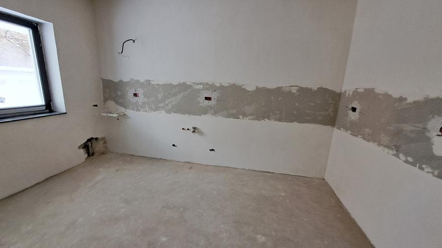 VILA SUPERBA CU 5 CAMERE AMPLASATA IDEAL - 13