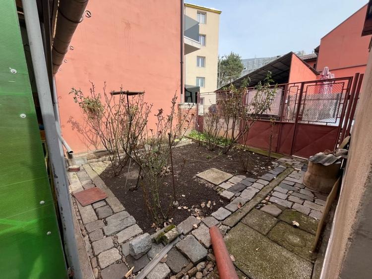 Casa 2 camere, 70mp, 130mp teren, BT ARENA - 9