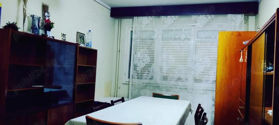 Persoana fizica inchiriez apartament 3 camere mobilat si utilat decomandat parter langa Complex Nord - 4