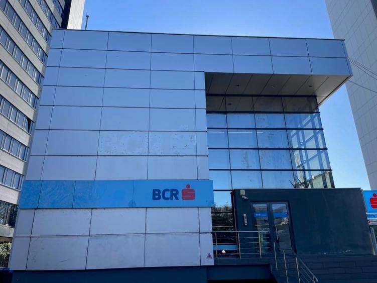 INCHIRIERE SPATIU COMERCIAL/DEPOZITARE/BIROURI - 1